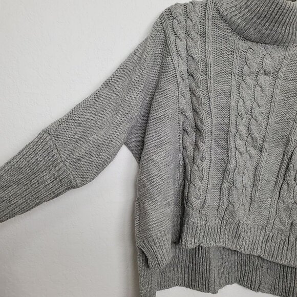 Faithfull the Brand Womens Chunky Sweater Size 6 Gray Mock Neck Cable Knit FLAW - Picture 2 of 8
